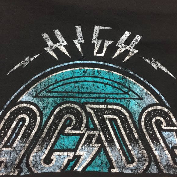 AC/DC Crop Top Shirt Women Large L Black Heavy Metal Band T-Shirt Graphic Print - Picture 4 of 7